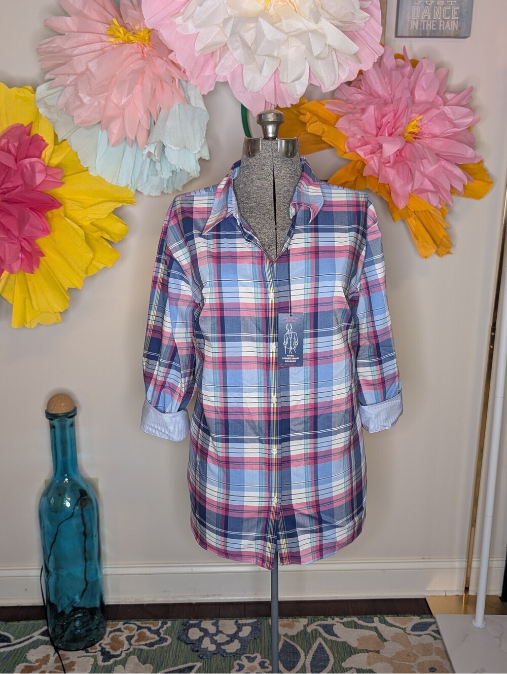 2123 - Chaps Women's No Iron Fitted Plaid Button-Up Shirt